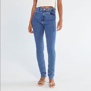 BDG High-Waisted Longline Girlfriend Jean - Med